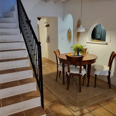 Апартаменты Town House With Roof Terrace - Old Town
