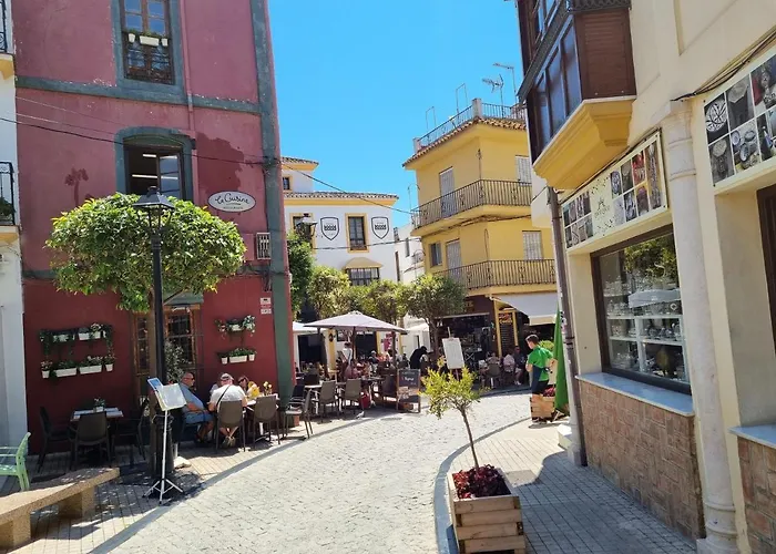 Town House With Roof Terrace - Old Town Marbella